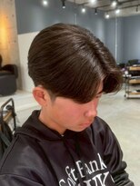 ハイプ(HYPE)&nbsp;フェザーパーマ/センターパート/シャドウパーマ/眉毛