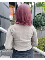 アリア バイ アルティナ(alia by artina)&nbsp;ピンクベージュ_暖色系カラー_外ハネボブ_ぶつ切りボブ