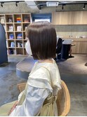 【ぱつっとボブ×透明感ベージュ】