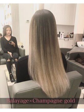 ラフィスヘアー クロム 大宮店(La fith hair chrome) サンドブロンドベージュのバレイヤージュカラー☆