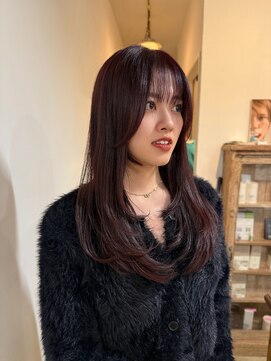 クエント(cuento) ロングレイヤーカット×暖色ボルドーカラー◎