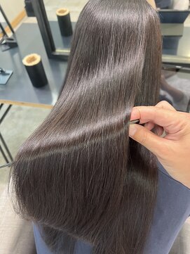 ラヴィエ(RAVIE) 【半田・髪質改善】縮毛矯正/トリートメント/マンツーマン