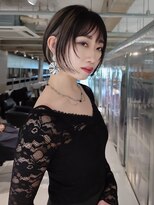 ロジ(loji) ボブと顔周りレイヤーとデザインカラー