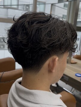 スキルメイト 天神(SKILL MATE) 【skill】センターパート/テーパーフェード