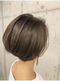 艶髪大人ショートボブ☆明るめの白髪染めでオシャレ☆