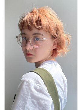 テラス 茨木(Terrace) ハイトーンベージュ小顔カット前髪ありカールショート