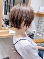 アヴァロン(AVALON)&nbsp;絶壁解消×カーキグレージュ×30代40代×ひし形ショート【永田】