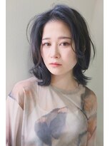 ビードロ 吉祥寺店(vi dro)&nbsp;ブルーグレージュのレイヤーミディアム♪