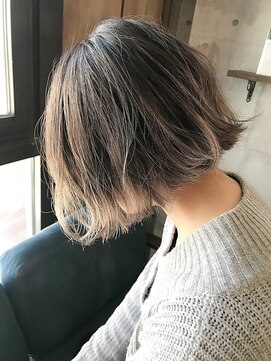 アイ(_i) # 抜け感 # 小顔大人かわいい # 外国人風ボブ#グラボブ#大人ボブ