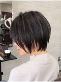 ショート×黒髪