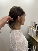 ウニレ バイ センス(unire by sense)&nbsp;【大人女性オススメ】インナーカラーで作るミルクティーベージュ