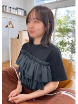 コムヘアー(COM HAIR)&nbsp;くびれボブ。アッシュグレージュ。