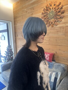 ラブリッシュ(LOVERICHE) デザインカラー、ウルフカットお任せください!