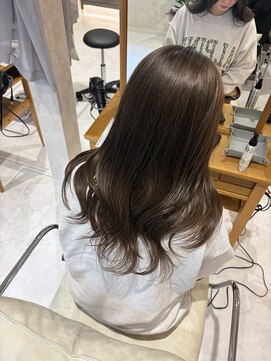 エンヴィー(ENVY) アディクシーカラー×透明感オリーブカラー