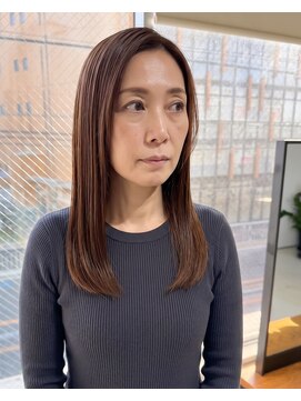零秒女髪 千里丘店 大人女性の艶髪美フォルムストレートロング髪質改善美髪艶感