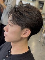フィフス 大分(fifth)&nbsp;大分フェザーパーマメンズカットラウンドマッシュセンターパート
