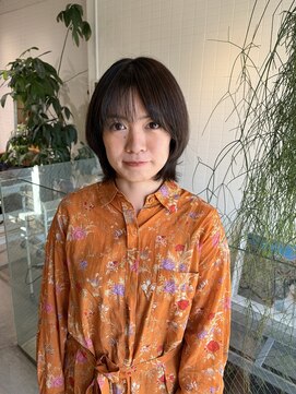 メグリ(meguri) ボブ　レイヤーボブ　ショート　ショートボブ　アッシュベージュ