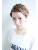 バズ ビー(BUZZ Bee)&nbsp;ねじり前髪×ピンで簡単ショートアレンジ