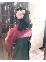 ヘアールームキュー(HAIR ROOM quu+)&nbsp;卒業式の袴アレンジ♪