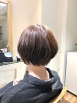 シュリンプイッチョウメモコ(SHRIMP一丁目moco) ショートボブ 丸いショート フワッとボブ