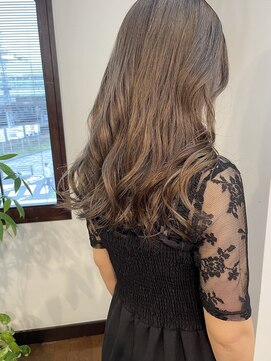 ピノリコ Hair&make pinorico エレガントアッシュベージュ