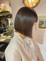 前下がりボブ　綺麗なラインが素敵