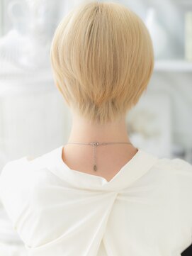 カバーヘア 上尾西口店(COVER HAIR) 外国人風ハイトーンカラーショートマッシュTb6上尾10代20代30代