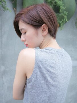 ルティア(Lutia) 耳掛けショート