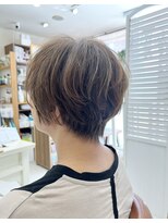 サロンドベル(Salon de Belle) お悩みを自信に変えるショートヘア