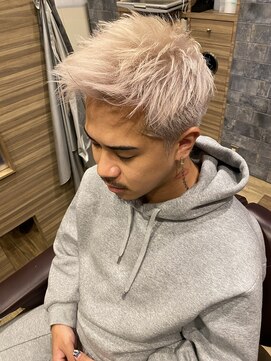 銀座マツナガ 神田店 メンズ無造作フェード束感アップバングショートストリート