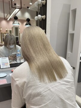 リー 梅田(Lee) ☆Lee梅田茶屋町☆　ブロンドベージュ