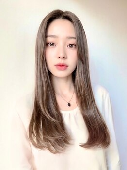 グリッター(GRITTERs)の写真/【髪質改善/高品質な薬剤】柔らかい質感と長持ちするプレミアム縮毛矯正☆話題沸騰のメテオカラーも取扱＊