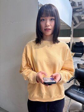ラヴィズム(LUVISM) 顔周りレイヤーくびれレイヤーおくれ毛前髪万代新潟