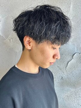 ニアウ 伊勢崎連取店(Niau) 波巻きスパイラルパーマツイストスパイラルパーマシャドウパーマ