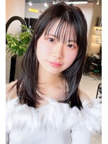シェラムール(chez L'amour)&nbsp;(chezlamour/市川)大人可愛い薄バング×ナチュラルストレート♪