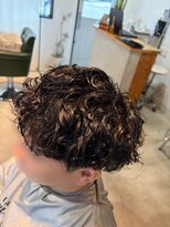 アマート(AMAT)&nbsp;波打ちツイストパーマ