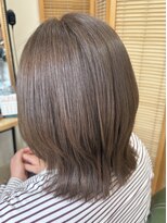 ラソ ハナレ(lazo.hanare) レイヤーカット×オリーブベージュ