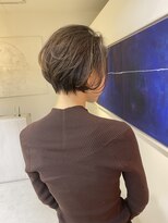 スピンヘアワークス(Spin Hair Works) くびれショート_丸みショート_耳かけ_くすみカラー_ハイライト