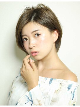 パシフィックダズールバトン(Pacific Dazzle baton) 大人綺麗艶めく前下がりボブスタイル 神戸垂水トレンド