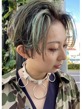 メイカ(MEIKA) 刈り上げハンサムショート