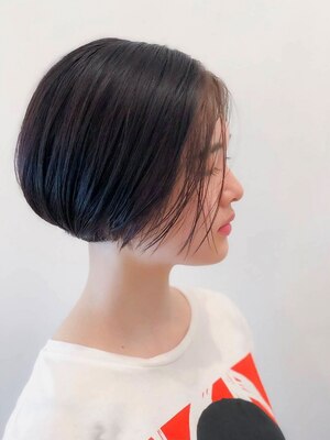 シンプルかつ繊細なデザインのショートヘアスタイルが人気☆あなたの魅力を最大に引き出します！