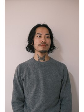 フェイヴィーズ(FavyS) メンズパーマ メンズボブパーマ 大阪 スパイラルパーマ