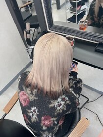 エス 天満店(esu) KR75ホワイトベージュ/裾カラー/デザインカラー/エンドカラー