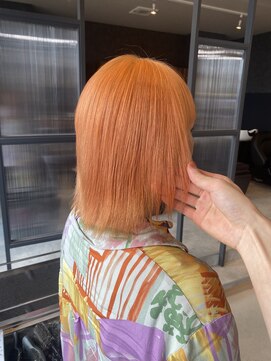 リア 布施店(Lia) オレンジカラー/ペールオレンジ