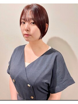 ラシック(LACQ) ショートボブ/大人ボブ/ピンクカラー