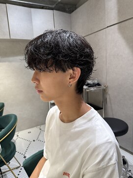 ゼスト リル 新宿(ZEST lill) 塩澤太一 シャドウパーマ マッシュパーマ くせ毛風 韓国風 新宿