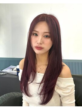 ジーエヌエム ゴニアンドムジン(G.N.M GUNHEE&MUJIN) 韓国レイヤーカット柔らかい暖色カラー/チェリーレッド/韓国ヘア