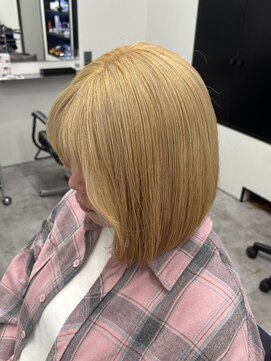 アルター(aL ter) 【ボブ×ブランド】ホワイトグレージュ/ミニウルフ/鎌取/林愛華