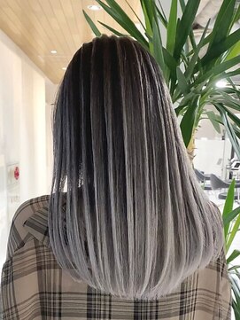 フリーク(FLEEK) ハイライト×ストレート