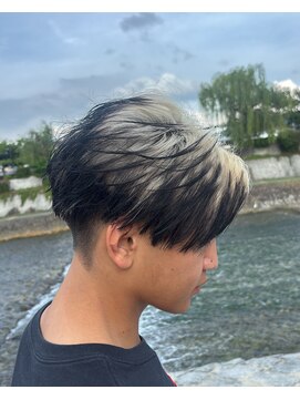 ルーストデラックス 京都河原町三条(ROOST dx) 金ベースブラックエンドカラー